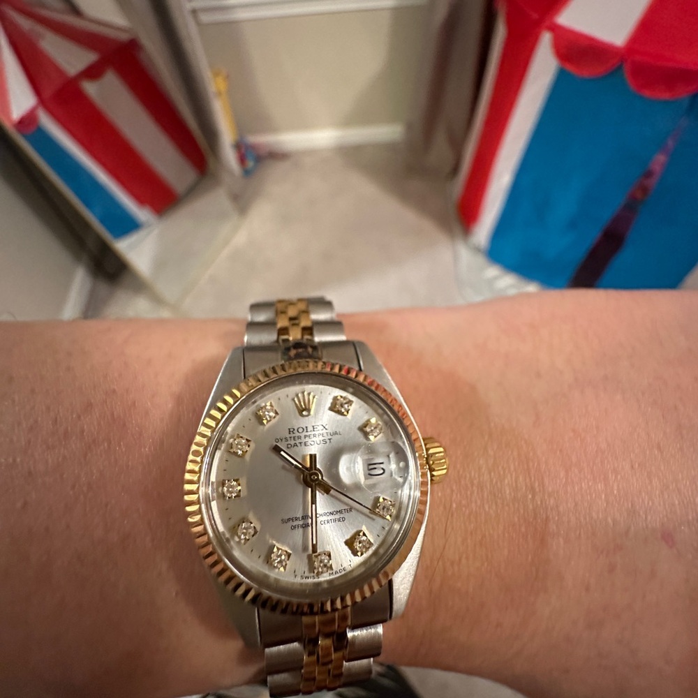 Rolex Women's Two-Tone Gold and Silver Watch pre owned !!! - Picture 5 of 8